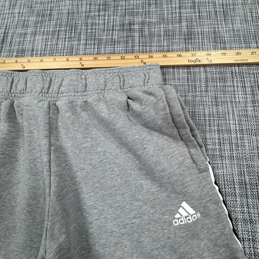 adidas *orders ship